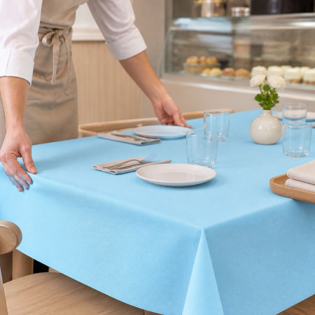 Tovaglia TNT Celeste 140x240 cm Riutilizzabile | Pietrangioli