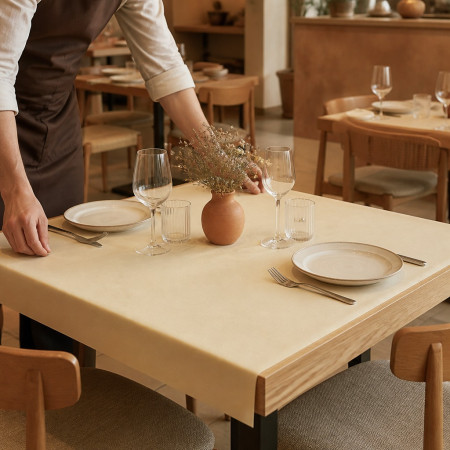 Coprimacchia TNT Crema 100x100 cm 25 pz | Pietrangioli
