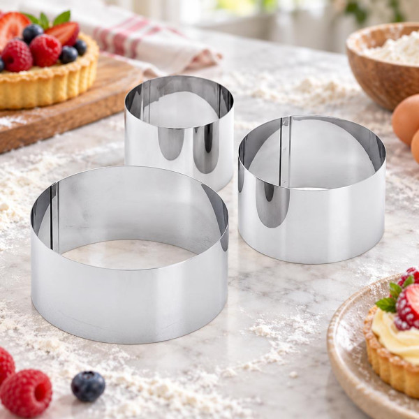 Coppapasta tondi in acciaio inox Ø 6, 8 e 10,5 cm h 4,5 cm - set da 3 Leone