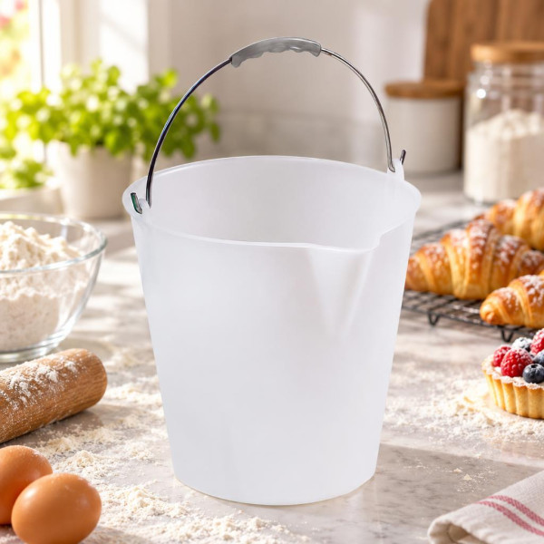 Secchio graduato con becco 15 litri per alimenti bianco con manico in acciaio Mobil Plastic