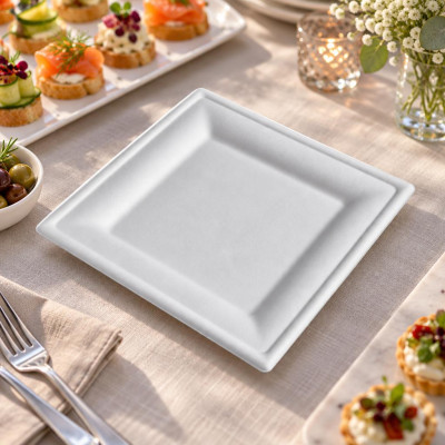 Vassoi quadrati compostabili in polpa di cellulosa 20x20 cm bianchi per finger food e catering Usobio - 50 pz